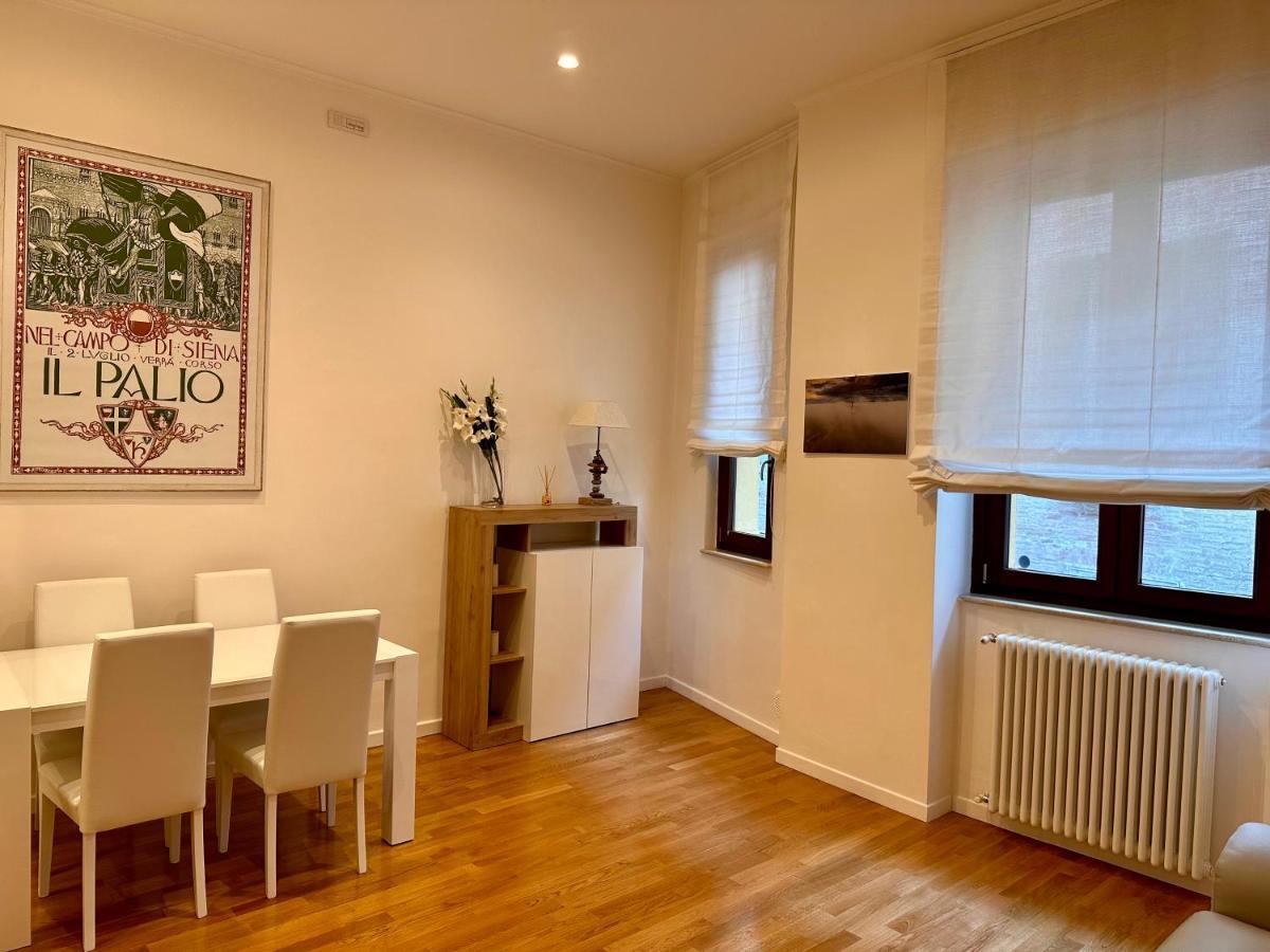 Sisters' Home - Appartamento Nel Centro Storico Con Terrazzo, Aria Condizionata E Vasca Da Bagno Siena Eksteriør billede