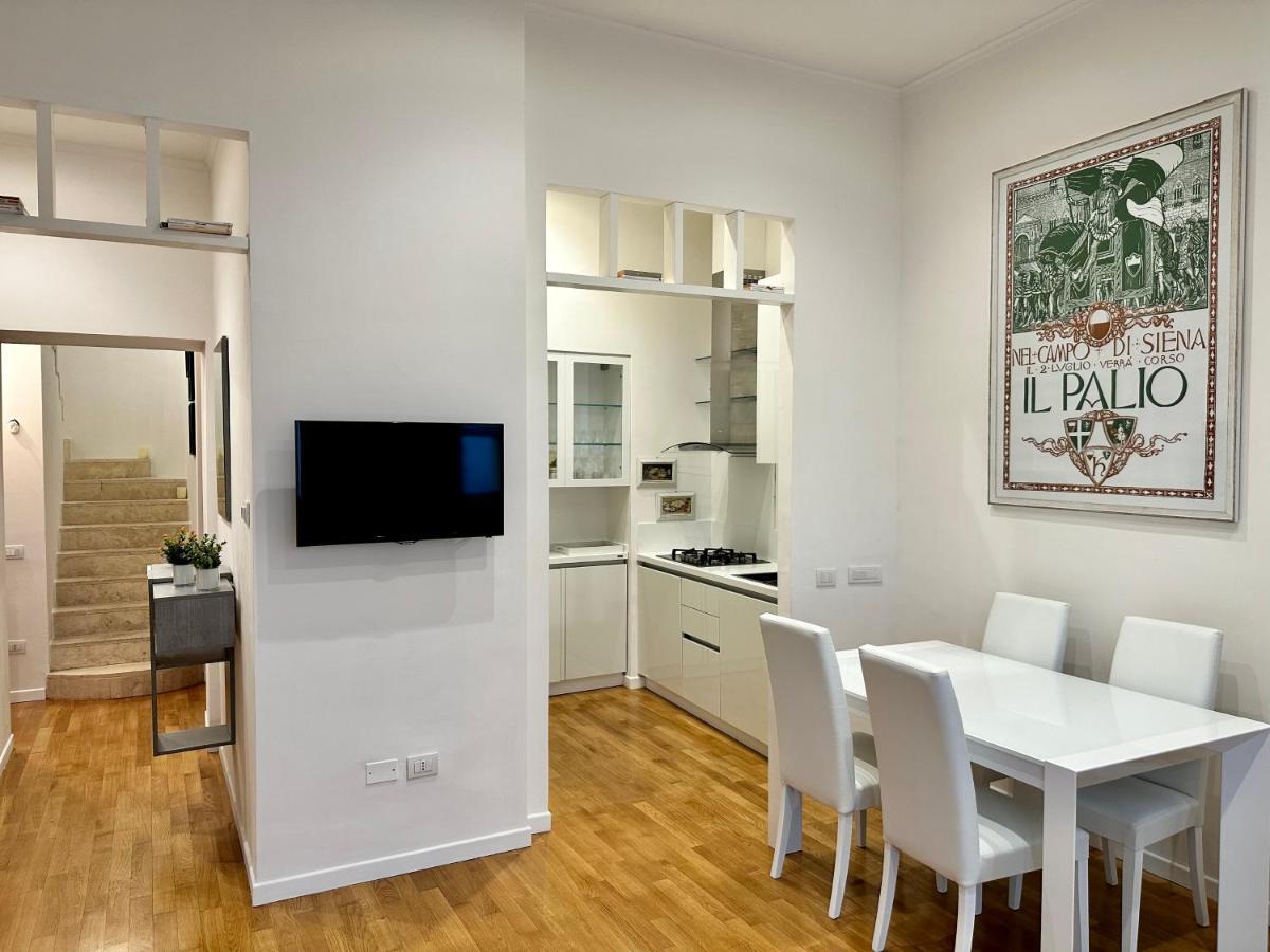 Sisters' Home - Appartamento Nel Centro Storico Con Terrazzo, Aria Condizionata E Vasca Da Bagno Siena Eksteriør billede